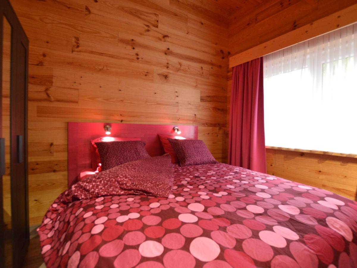 Chalet Near Ourthe River And The City Of Durbuy Vieuxville Exterior foto